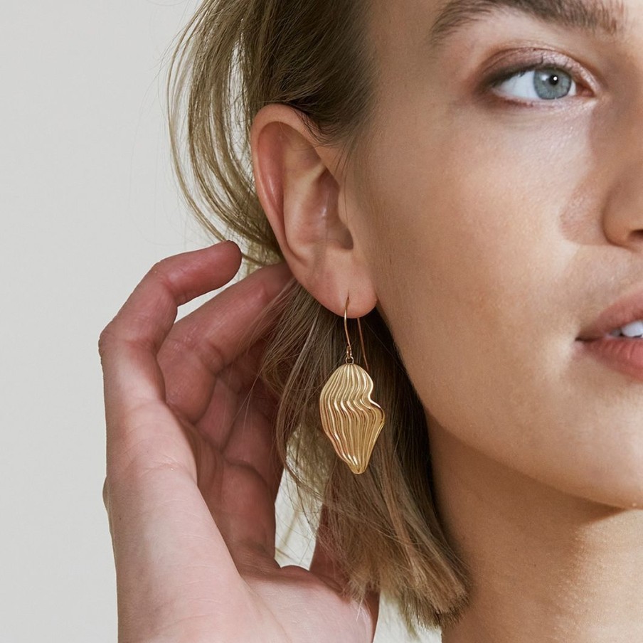 Orhangen Edblad | Ripples Earrings L Gold